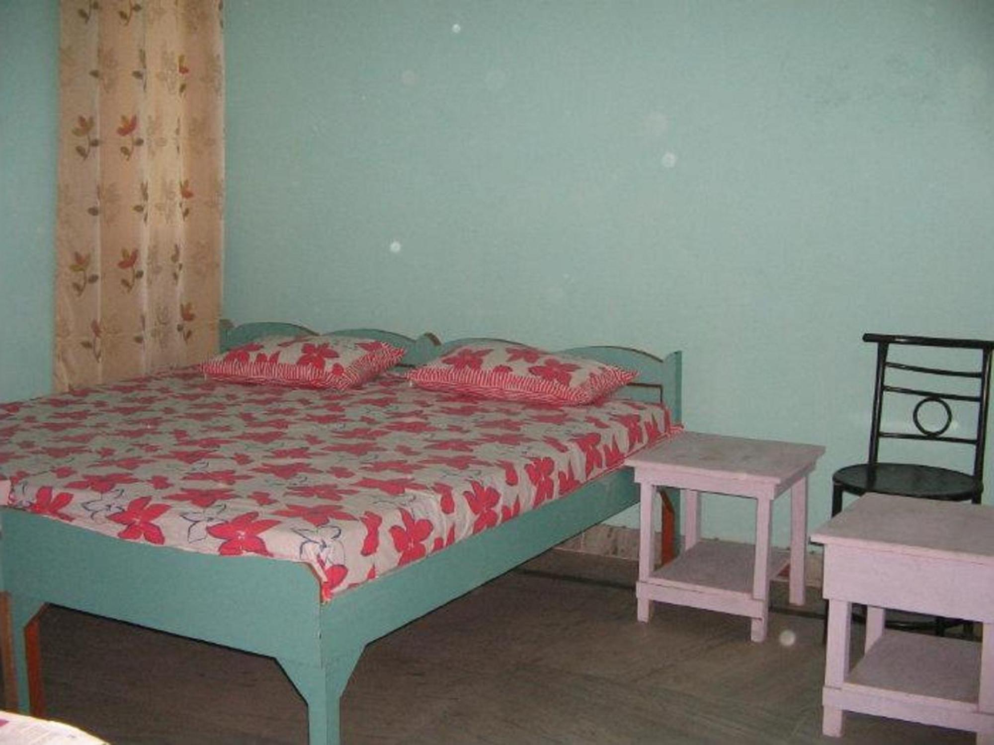 Balaji Guest House - Home Stay グレーター・ノイダ エクステリア 写真